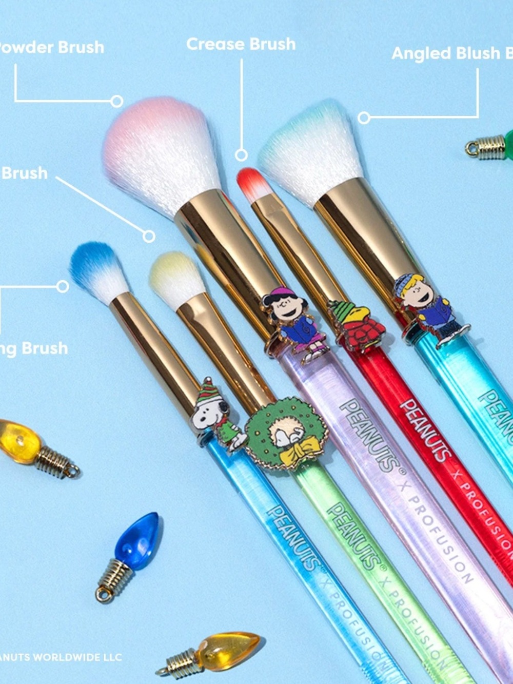 Peanuts Holiday Merry & Bright Brush Set with Case - Profusion Cosmetics NIB - Picture 3 of 4
